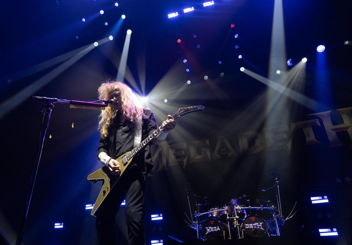 La banda de Dave Mustaine dice adiós tras 43 años sobre los escenarios. A Coruña es una de las pocas paradas seleccionadas de su gira. La banda de Dave Mustaine dice adiós tras 43 años sobre los escenarios. A Coruña es una de las pocas paradas seleccionadas de su gira.