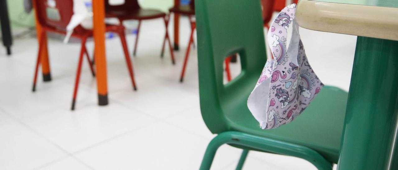 Mascarillas en una aula del colegio Labor, en Vigo