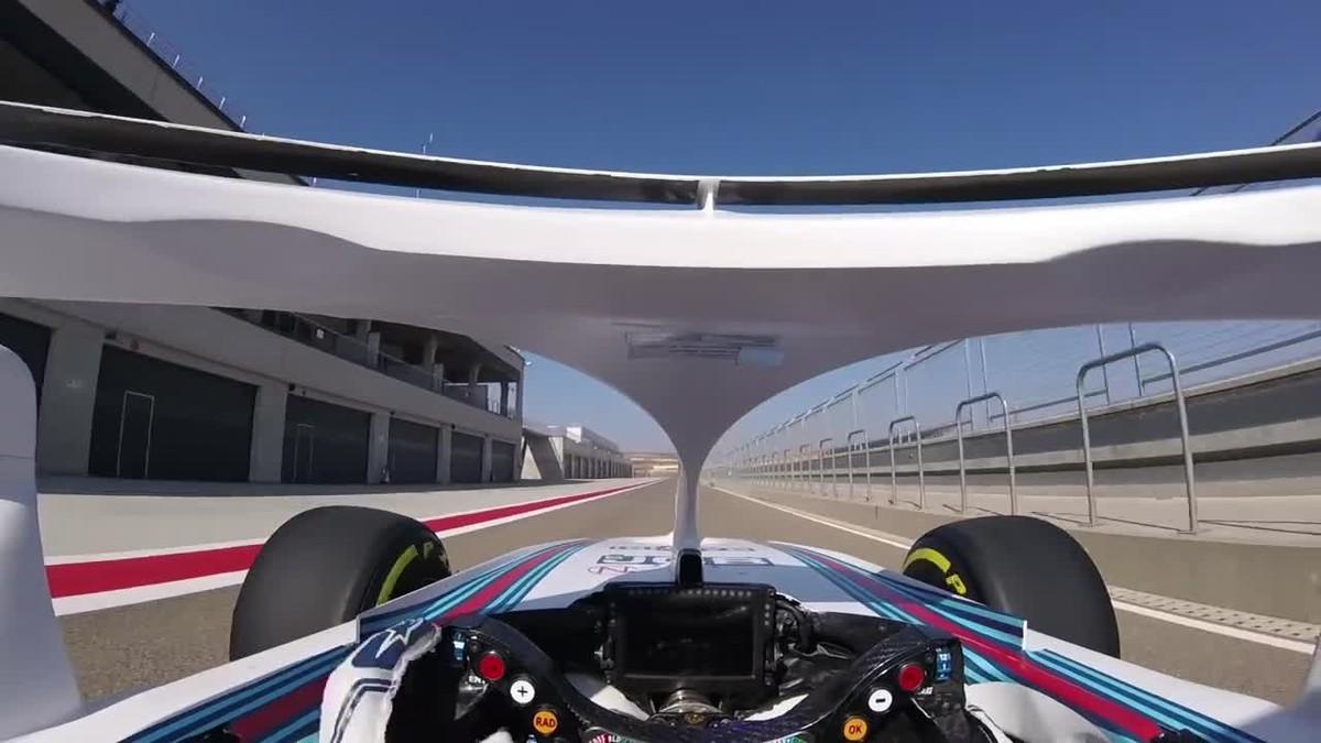 Las primeras vueltas de Robert Kubica con Halo en el Williams Martini Racing.
