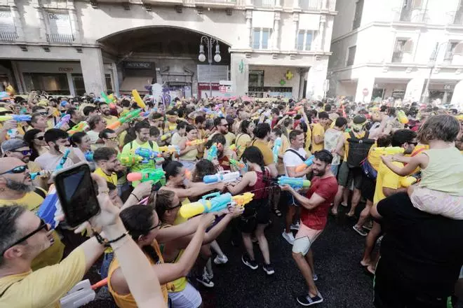 Canamunt y Canavall desenfundan sus pistolas de agua en la batalla de este domingo