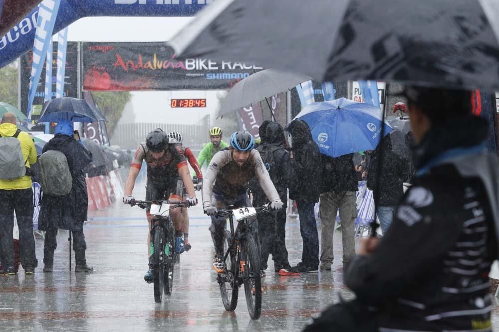 Llegada de la Andalucía Bike Race.