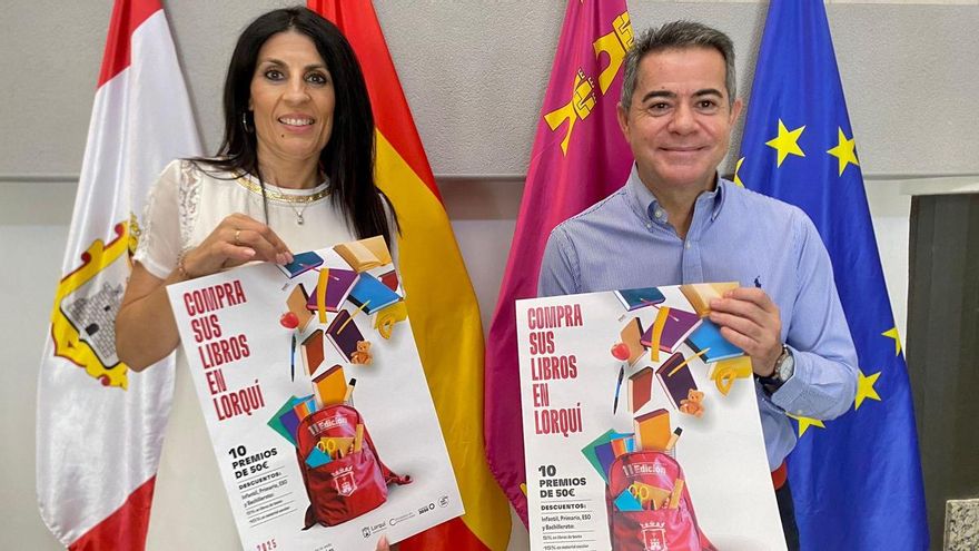 Descuentos de hasta el 15% en la compra de libros de texto en Lorquí