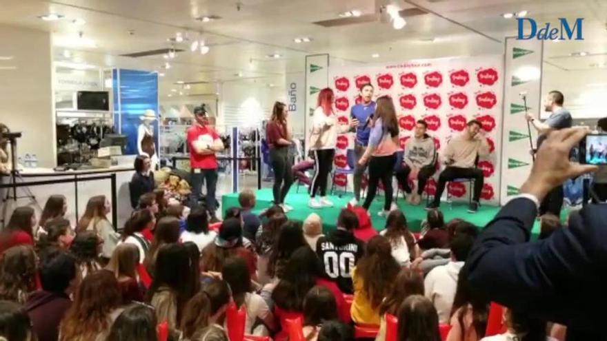 Más de 200 jóvenes participan en el encuentro de youtubers en El Corte Inglés