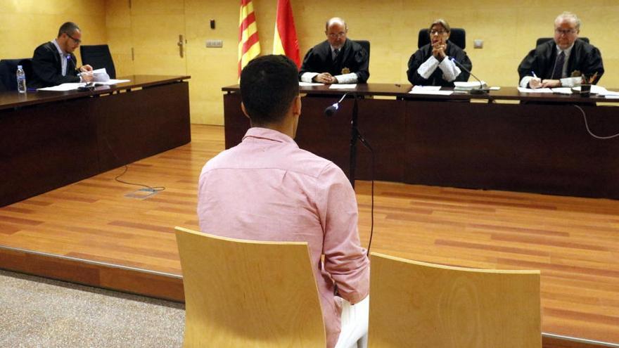 Jutgen un acusat per violar una menor de 16 anys durant les festes de Palafrugell