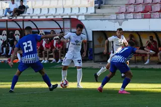 El Zamora CF muestra mejoría y empata ante una Ponferradina más rodada en el Ruta de la Plata (1-1)