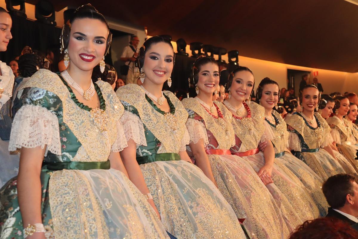 ... si, porque son ellas