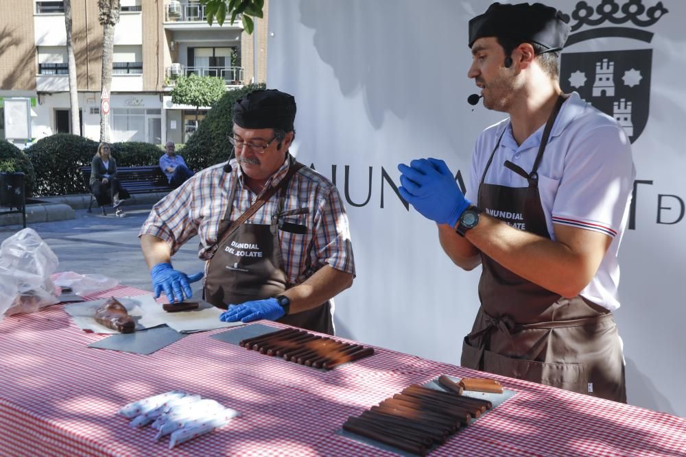 Exhibición de elaboración de chocolate en Torrent