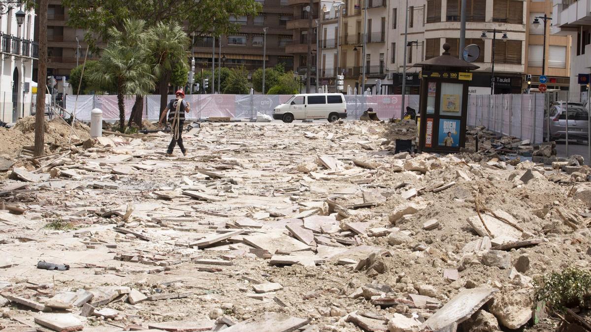 Las obras transforman la Plaça de la Concepció de Ontinyent