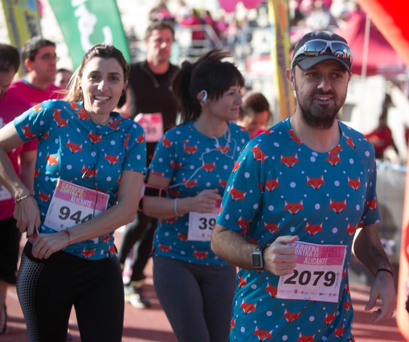 La APAMM celebra una carrera contra el cáncer de mama