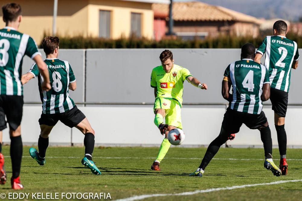 El Elche vuelve a las andadas y cae derrotado en Peralada (1-0).