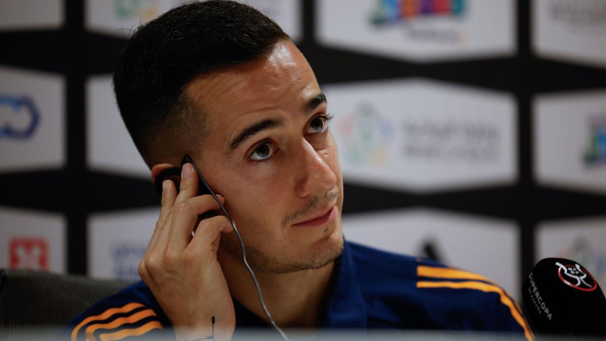 El defensa del Real Madrid Lucas Vázquez, durante la rueda de prensa ofrecida en Yeda previa a la semifinal contra el Mallorca.