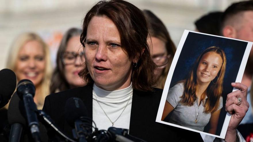 Jena-Lisa Jones, una víctima d’Epstein, ahir. | GRAEME SLOAN / BLOOMBERG