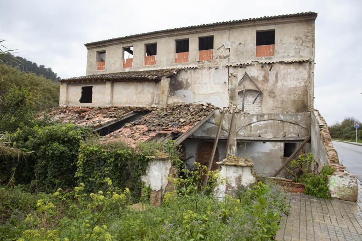 Los tejados del edificio han sufrido nuevos hundimientos. | PERALES IBORRA