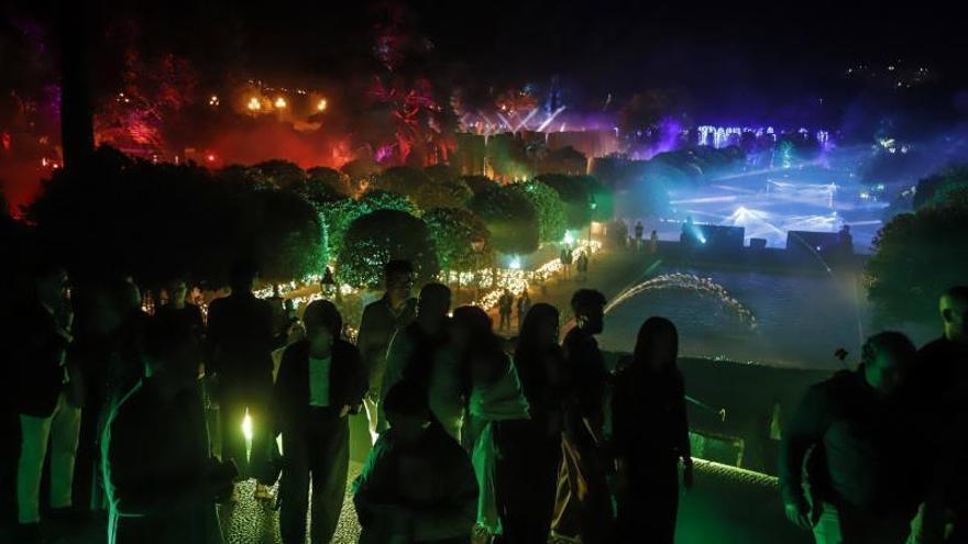 Regresa el espectáculo nocturno del Alcázar