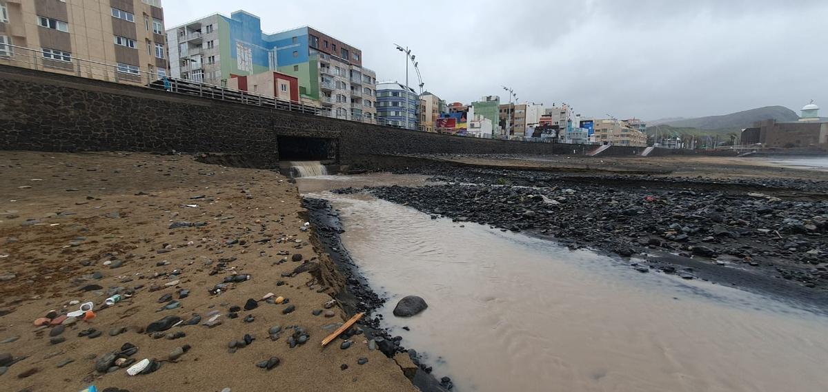 Desembocadura del barranco de La Ballena en Las Canteras