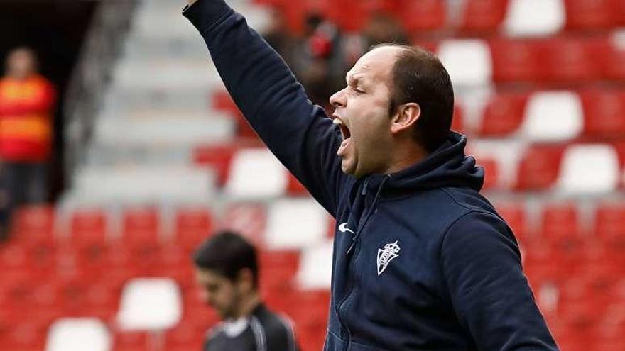 José Alberto cree en el ascenso del primer equipo