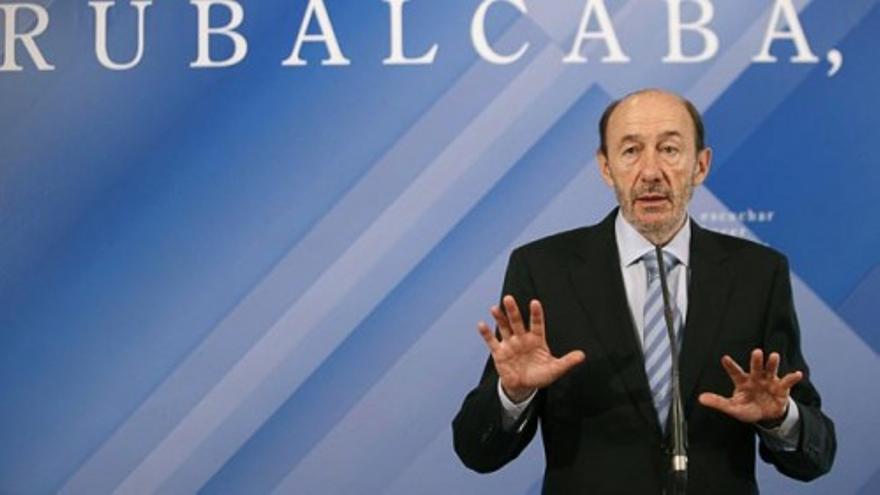 Rubalcaba pide al BCE que baje los tipos