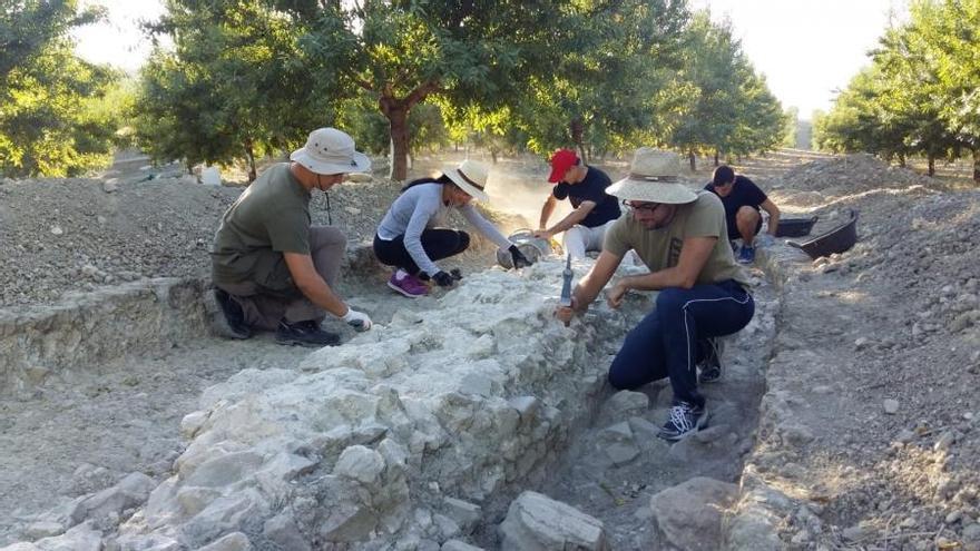 Torreparedones se convierte en un yacimiento para la formación de futuros investigadores