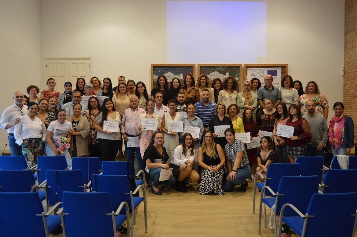 Foto de familia de los alumnos participantes.