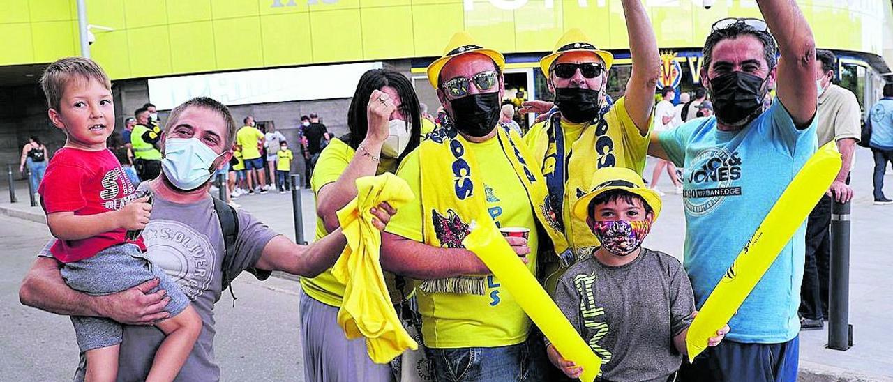 La afición del Villarreal opina sobre el final de las restricciones de aforo en los estadios de fútbol