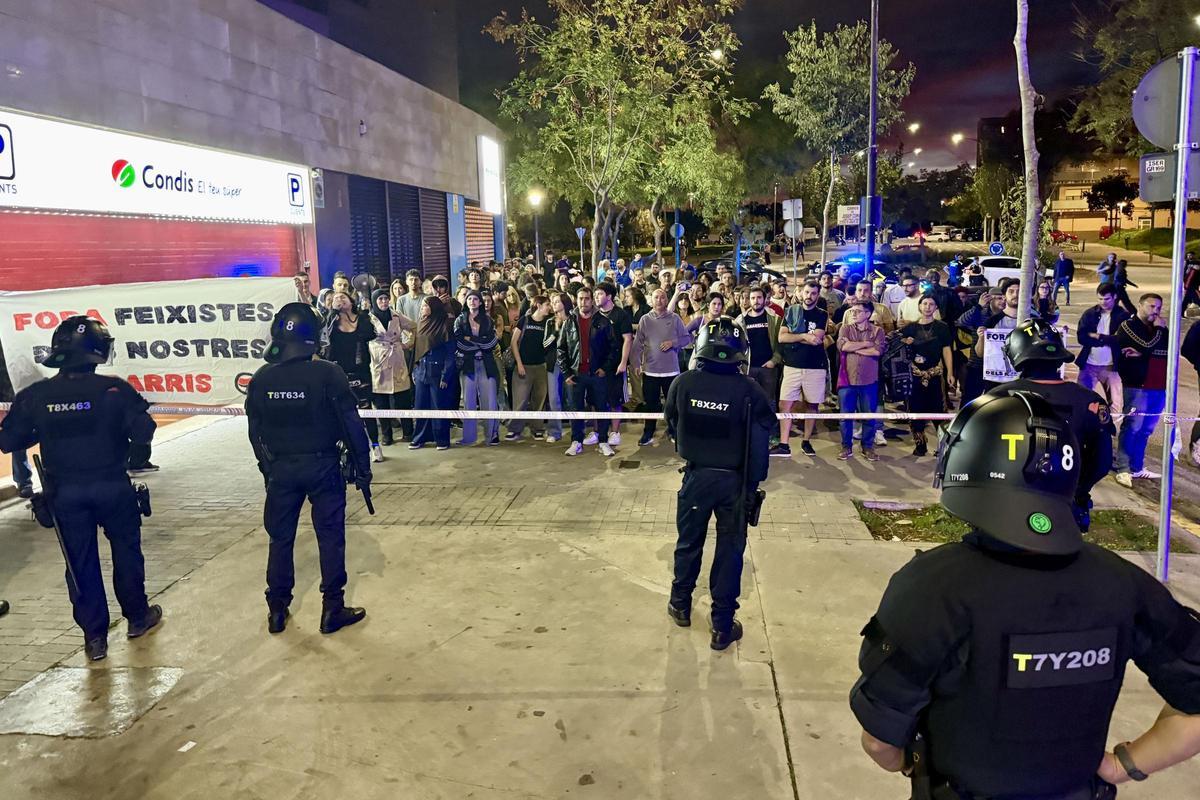 Un fuerte dispositivo policial en Sabadell