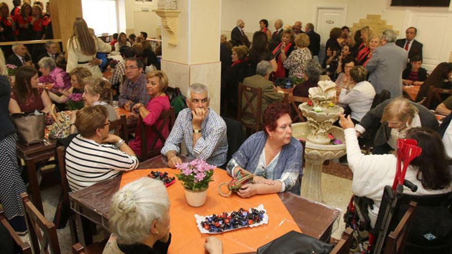 El comedor de Los Ángeles de la Noche durante su inauguración de prueba, en julio.