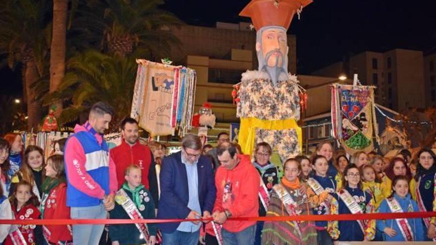 Las reinas de  las comparsas toman hoy el protagonismo en Vinaròs