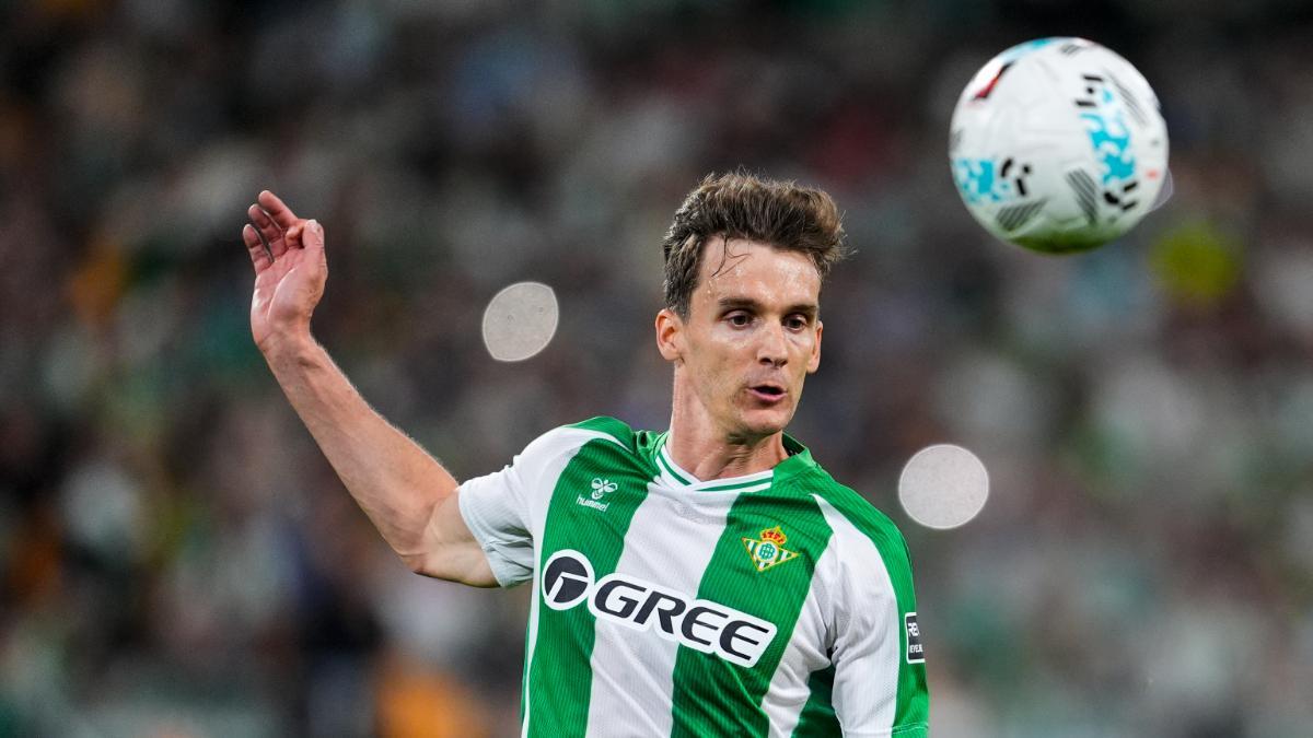 Diego Llorente, durante el partido de Liga contra el Madrid