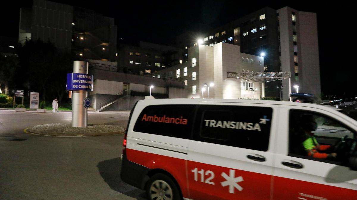 Una mujer de 33 años, herida tras precipitarse por la ventana de su ...