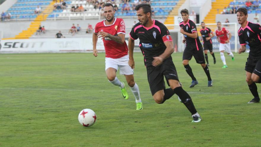 El Alcoyano debuta en la Liga con victoria frente al Llagostera