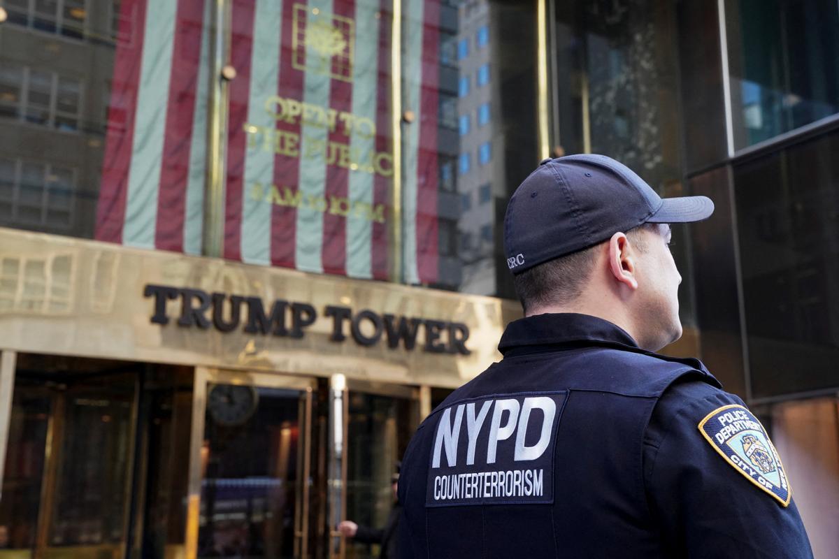 Expectación en Nueva York ante posible acusación de Donald Trump por los pagos a una actriz porno