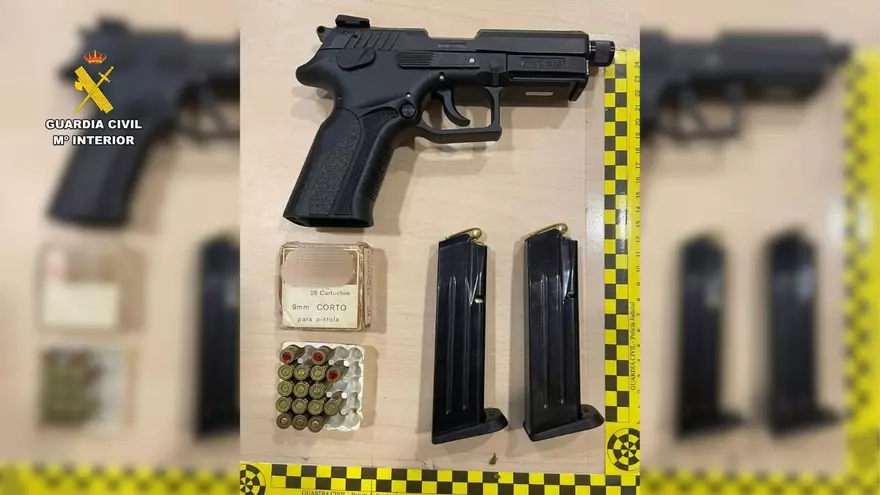 Detenido un hombre en Navalmoral de la Mata por portar una pistola
