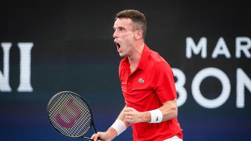 Un Bautista impecable sella la primera victoria para España en la ATP Cup 2022