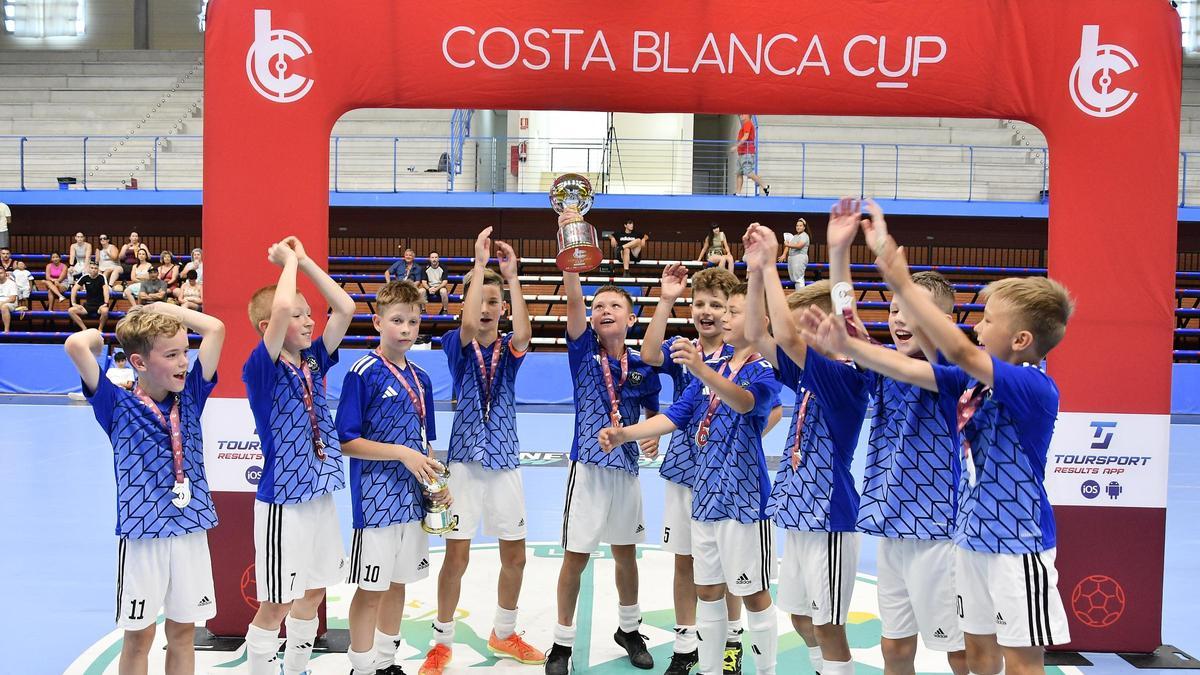 . El Szczecinska Akademia Futsalu de Polonia fue elegido como mejor club de la 19ª edición de la Costa Blanca Futsal Cup.