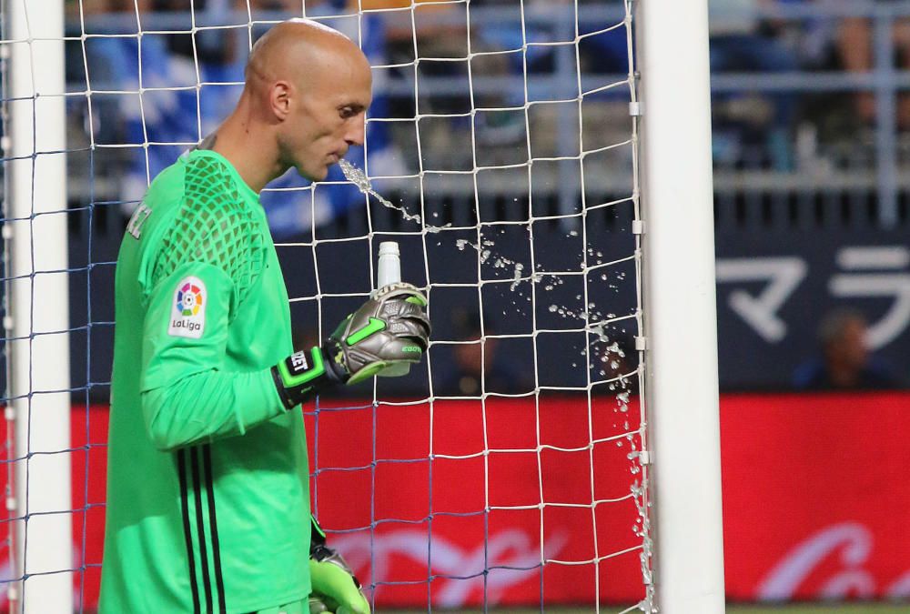 El Málaga no pudo pasar del empate frente al Osasuna en La Rosaleda en el arranque de campeonato.