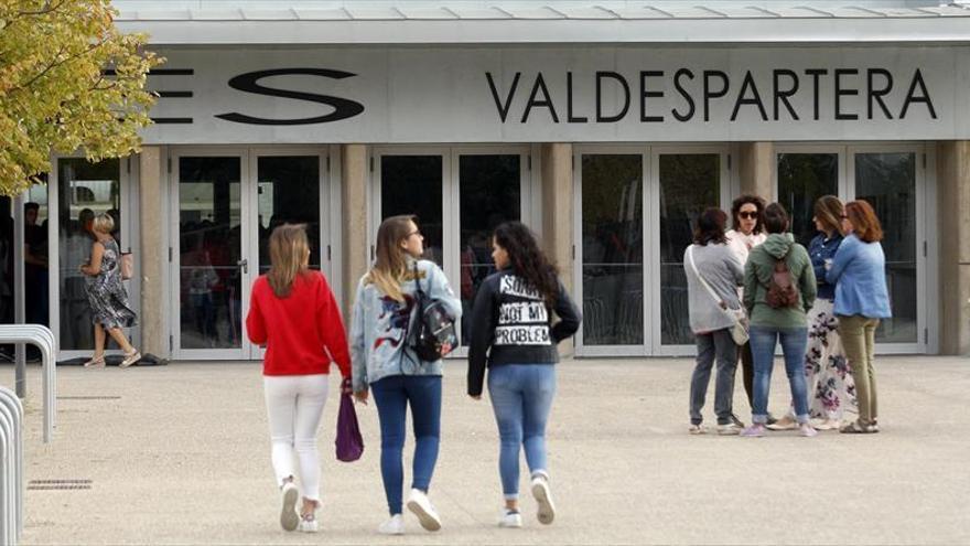 Más de 62.000 alumnos de ESO y Bachillerato empezarán mañana el curso
