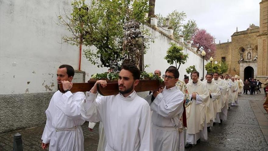 El Consistorio declara a San Juan de Ávila Hijo Adoptivo de la localidad