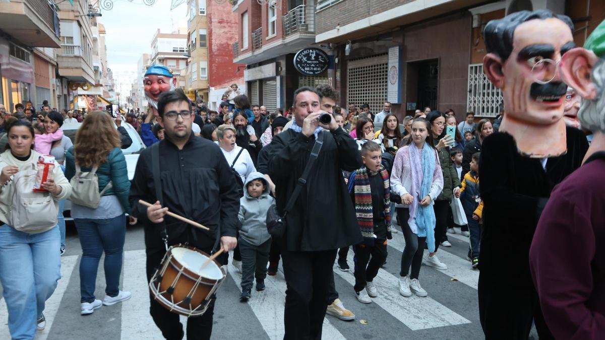 Colla El Nuvolet de Mutxamel entonó Serafina, Ora por nobis y El Cabaset
