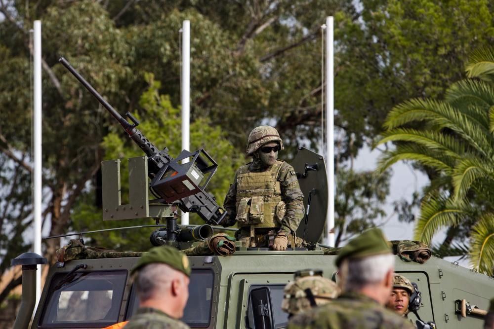 El Rey Felipe VI sigue desde Alicante varias maniobras del Mando de Operaciones Especiales