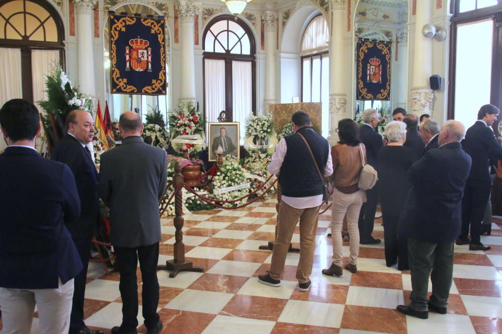 Capilla ardiente de Manuel Alcántara