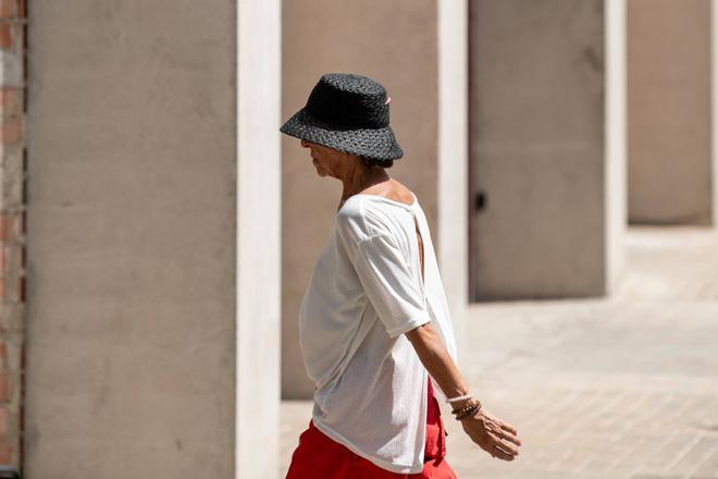 España entrará en una nueva ola de calor a partir del miércoles, la cuarta desde que empezó el verano, y elevará aún más su riesgo de incendios