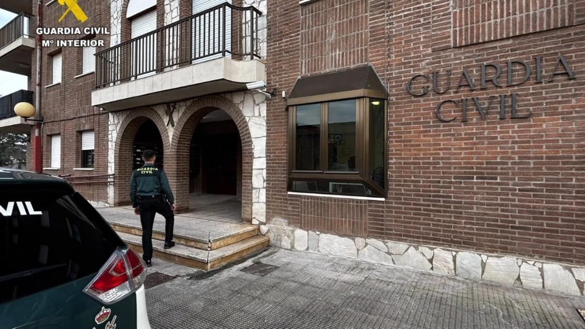 Cuartel de la Guardia Civil en Fraga, en una imagen de archivo