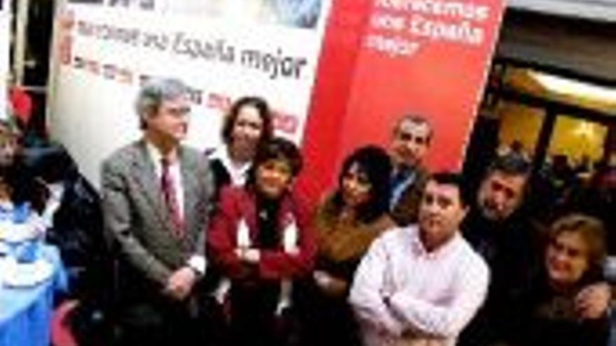 PSOE y PP inician la campaña con 600 mítines programados en Extremadura