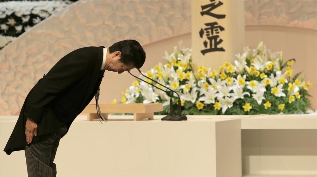 vvargas42473727 japanese prime minister shinzo abe bows to prince akishino a180311100645