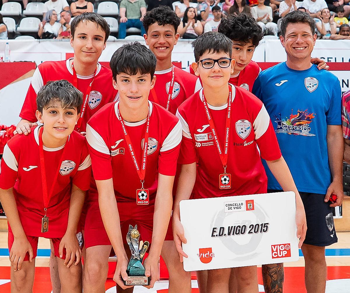 Trofeos del torneo Vigo Cup de fútbol sala