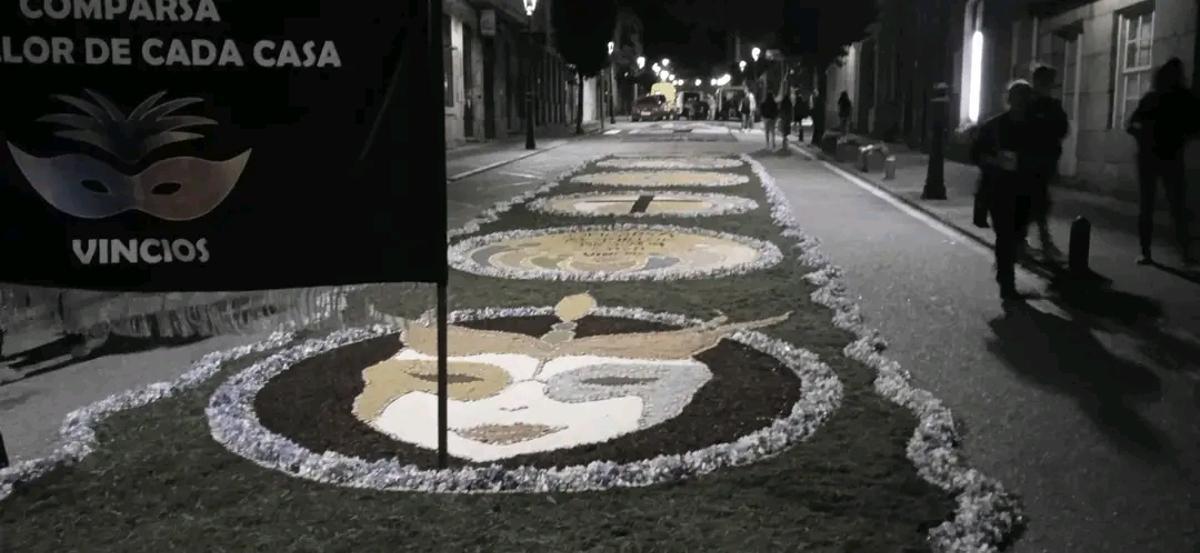 Las alfombras antes de ser destrozadas
