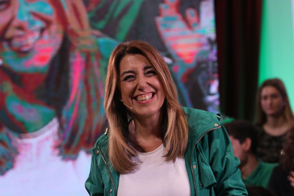 Susana Díaz participa en un acto electoral en la Facultad de Derecho