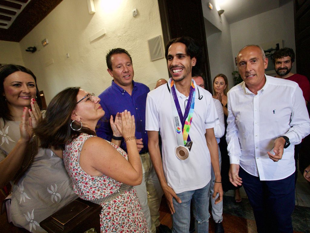 Recepción oficial y acto de bienvenida en Mula al atleta Mohamed Katir