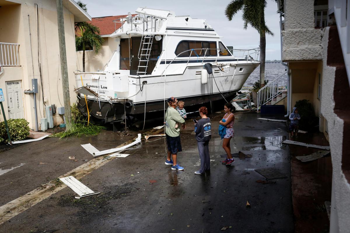 Hurricane Ian destruction in southwestern Florida