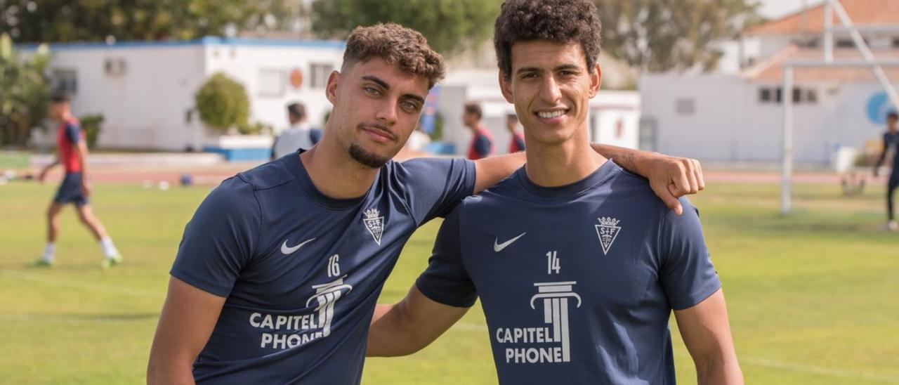 Gabri Martínez i Ilyas Chaira destaquen des que van arribar al club andalús de Primera Federació.
